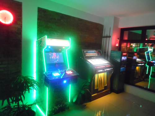 COOL-BOSS-GAME-ROOM-COSTA-RICA.jpg