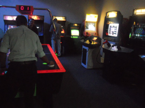 GAMIFICATION-BEST-COMPANY-EMPLOYEE-GAME-ROOM-IDEAS.jpg