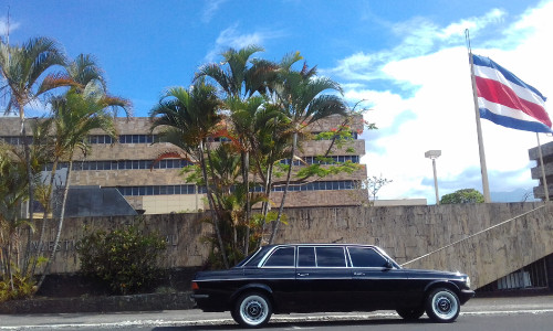 MERCEDES LIMO.Supreme Court Justice building San Jose Costa Rica